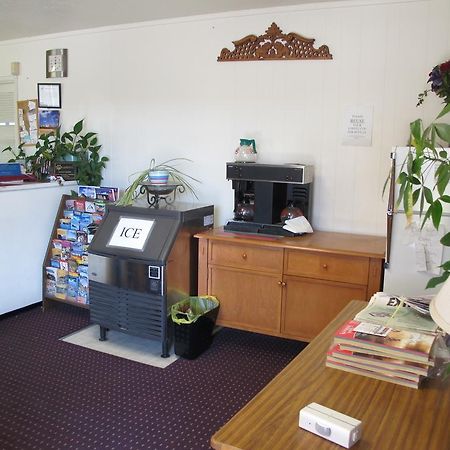 Economy Inn Ontario Luaran gambar